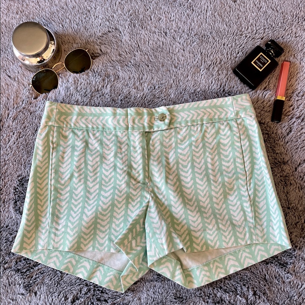 J. Crew 3” chino short with mint pattern